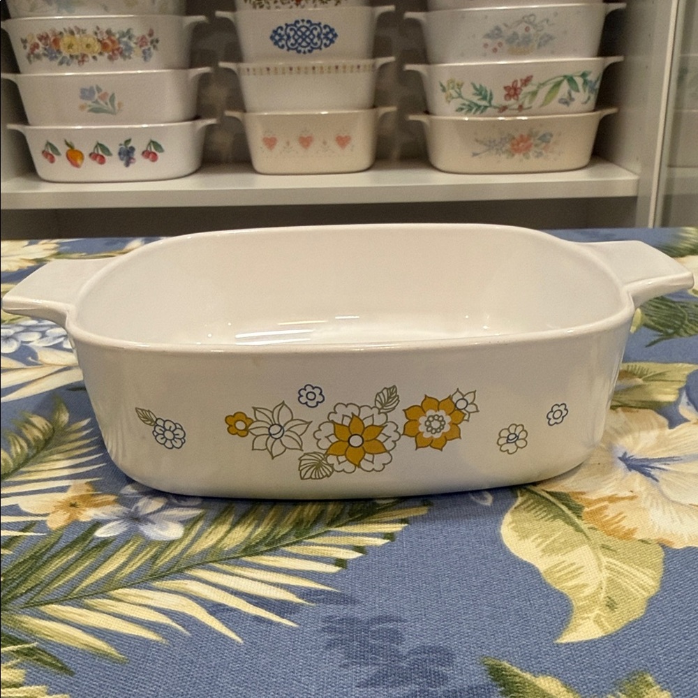 Corningware wildflower A-1-b